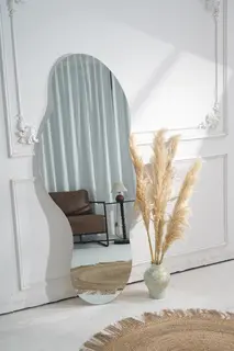 מראת גוף מרחפת בצורה אמורפית לתליה ללא מסגרת רוחב 70 ס"מ גובה 180 ס"מ דגם LM-53