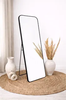 מראת גוף מלבנית עומדת עם סטנד עשוי ממסגרת אל חלד צבע שחור מט וניתן גם לתלות אותה רוחב 70 ס"מ גובה 180 ס"מ דגם LMB-14